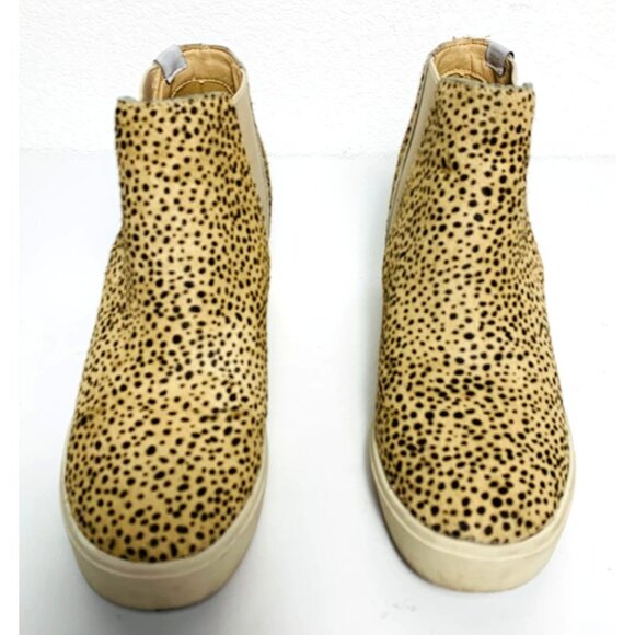 Anthro COCONUTS by Matisse "Lure" Leopard Animal Print Haircalf Wedge Sneaker 6 - Picture 2 of 8